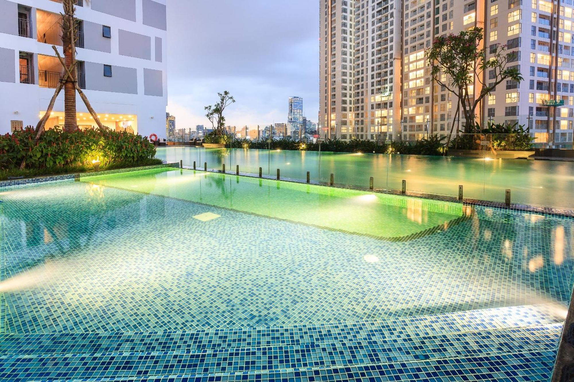 Henry Home - Rivergate Хошимин Экстерьер фото