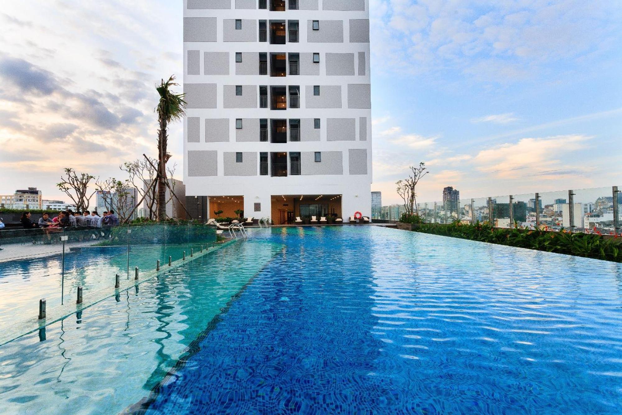 Henry Home - Rivergate Хошимин Экстерьер фото