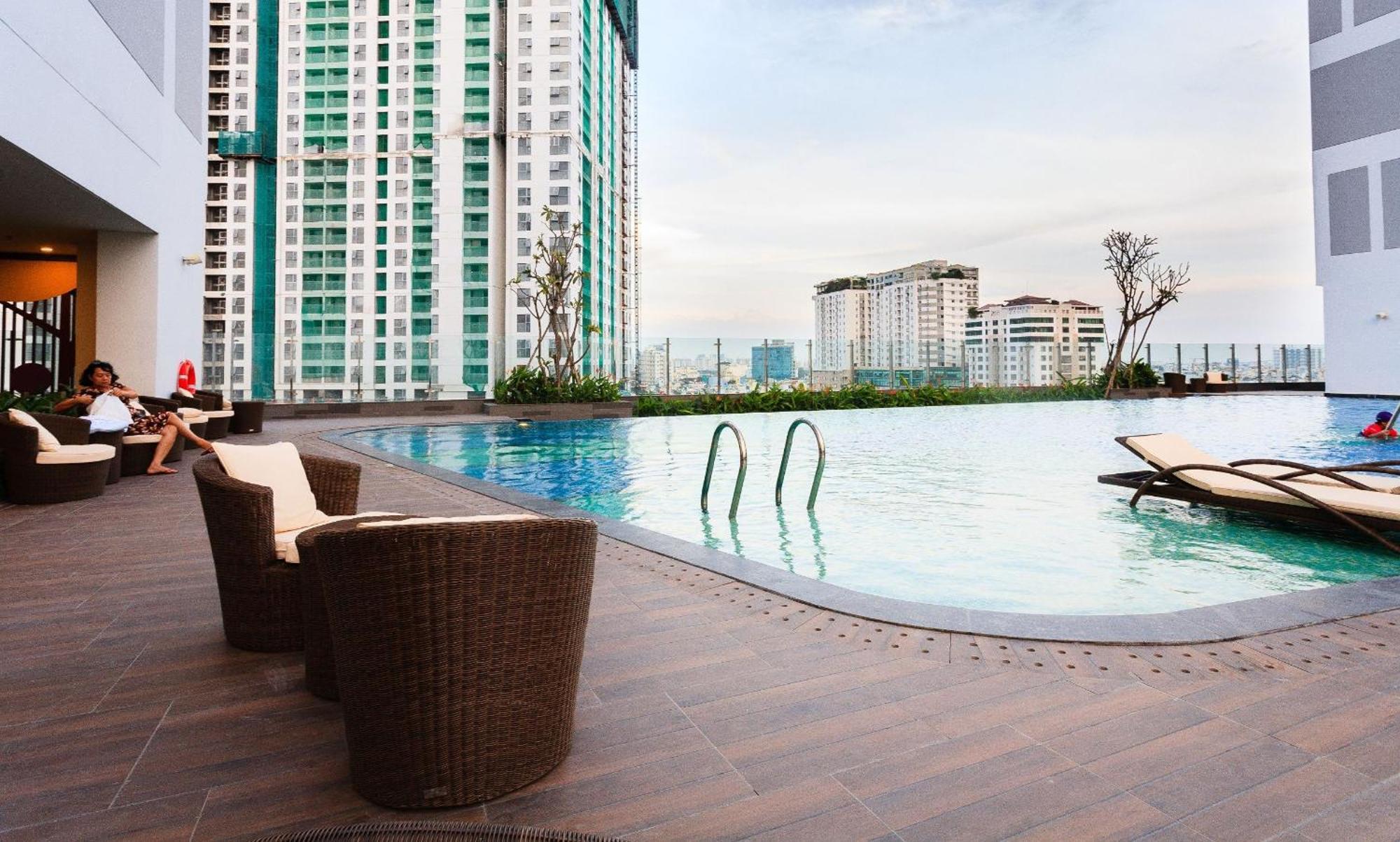 Henry Home - Rivergate Хошимин Экстерьер фото