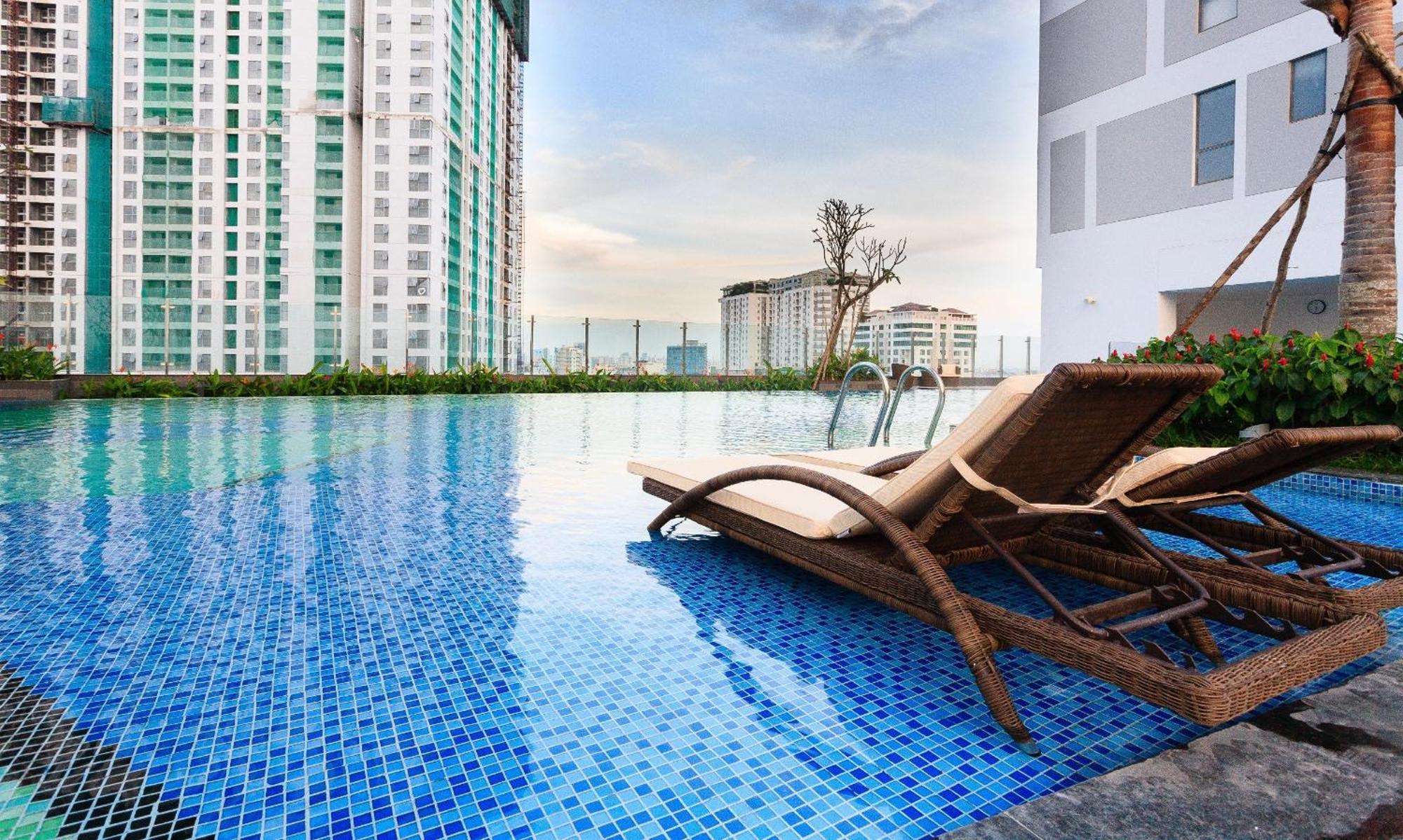 Henry Home - Rivergate Хошимин Экстерьер фото