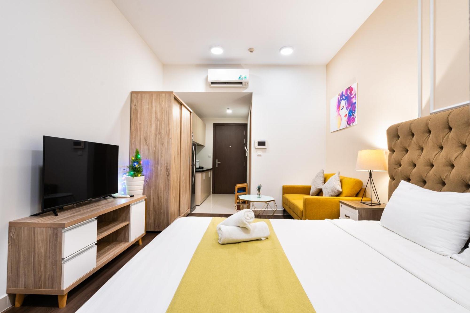 Henry Home - Rivergate Хошимин Экстерьер фото