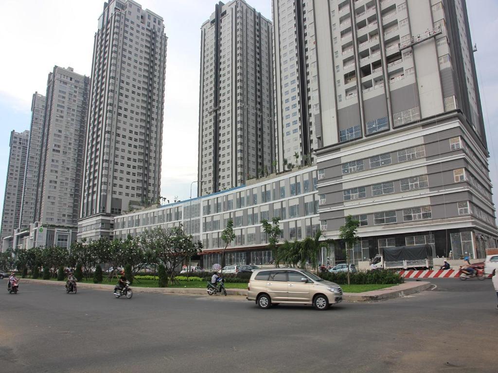 Henry Home - Rivergate Хошимин Экстерьер фото